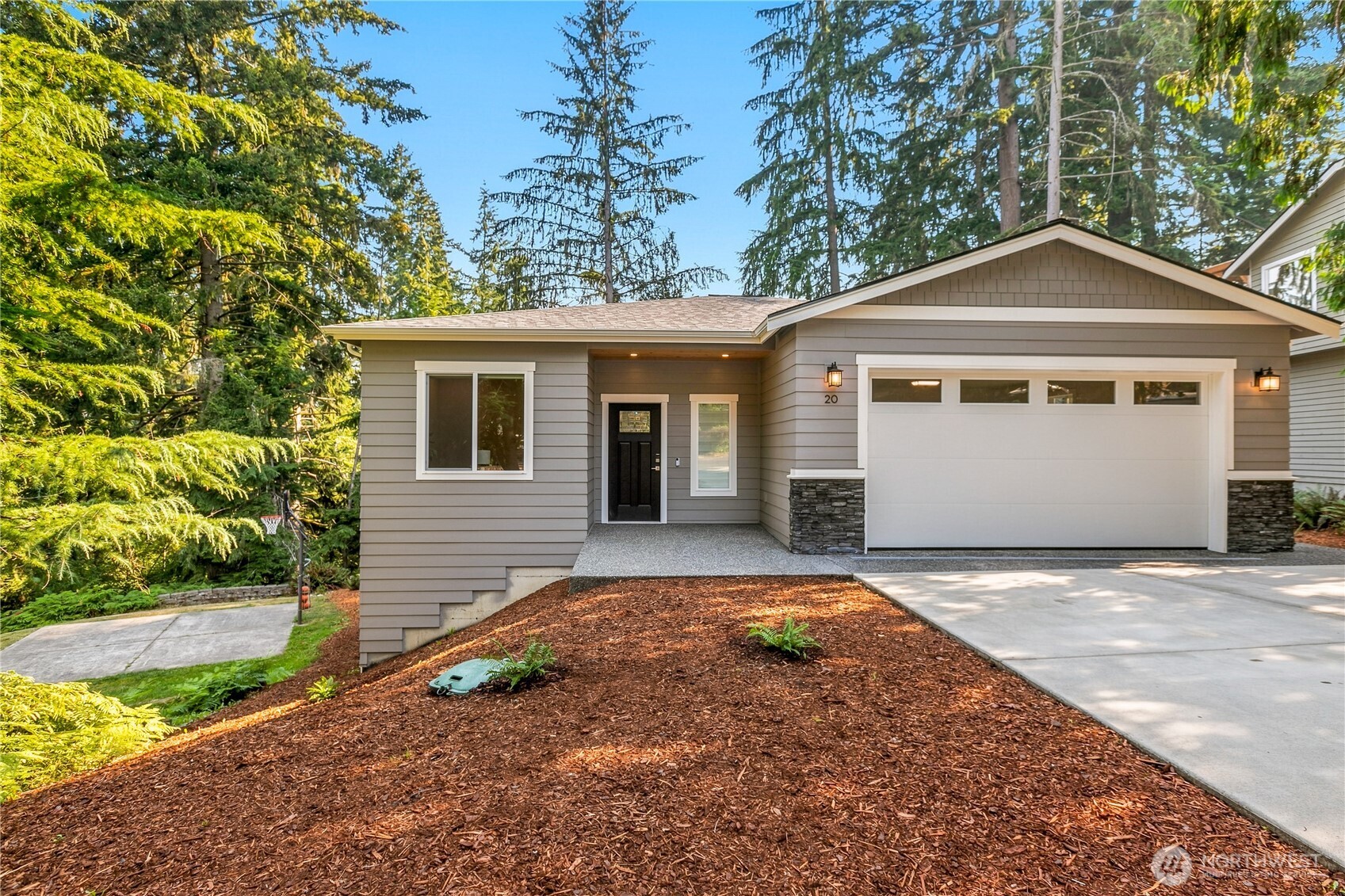 20 Sweetclover Circle — photo