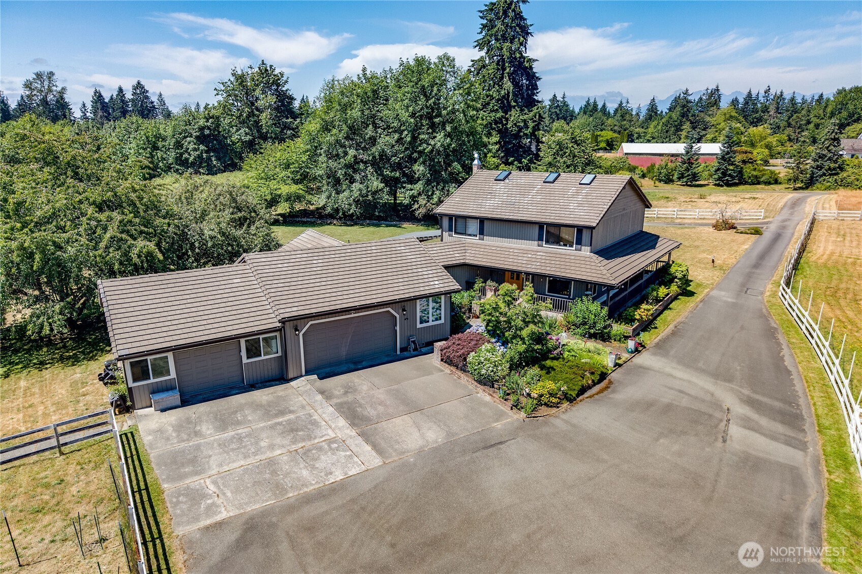 1305 NW Mountain View Road — photo