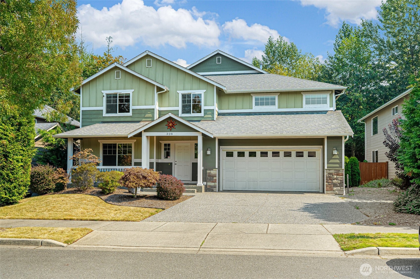 328 Barry Loop — photo