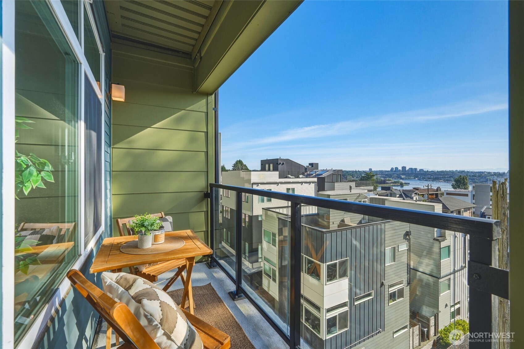 655 Crockett Street #B203 — photo