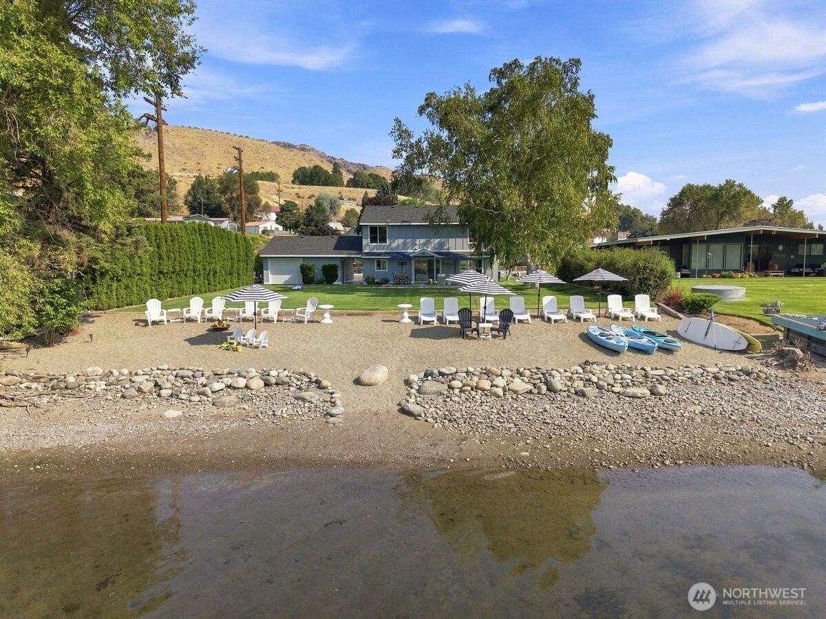 663 Riverside Drive, Pateros, WA 98846 — photo 3