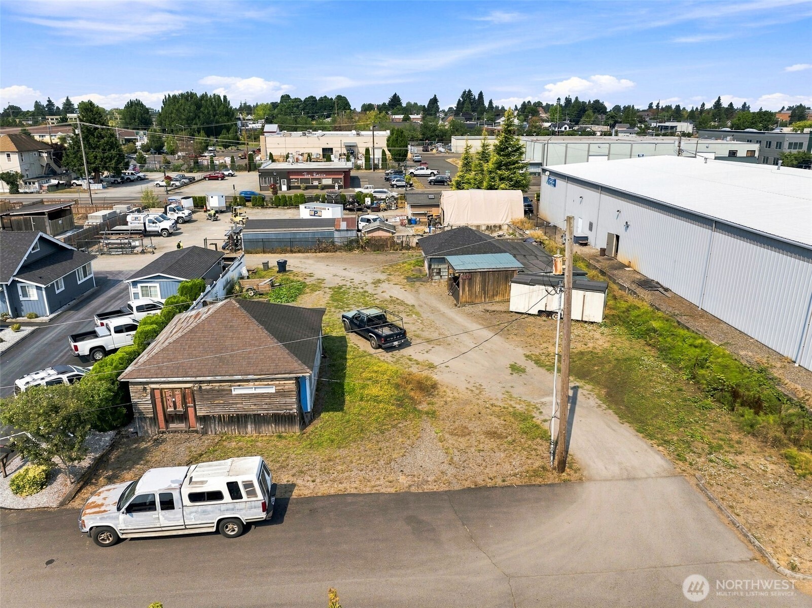 1642 3rd Street, Enumclaw, WA 98022