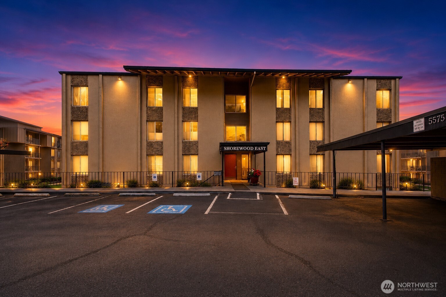 5575 E Evergreen Boulevard #4103 — photo