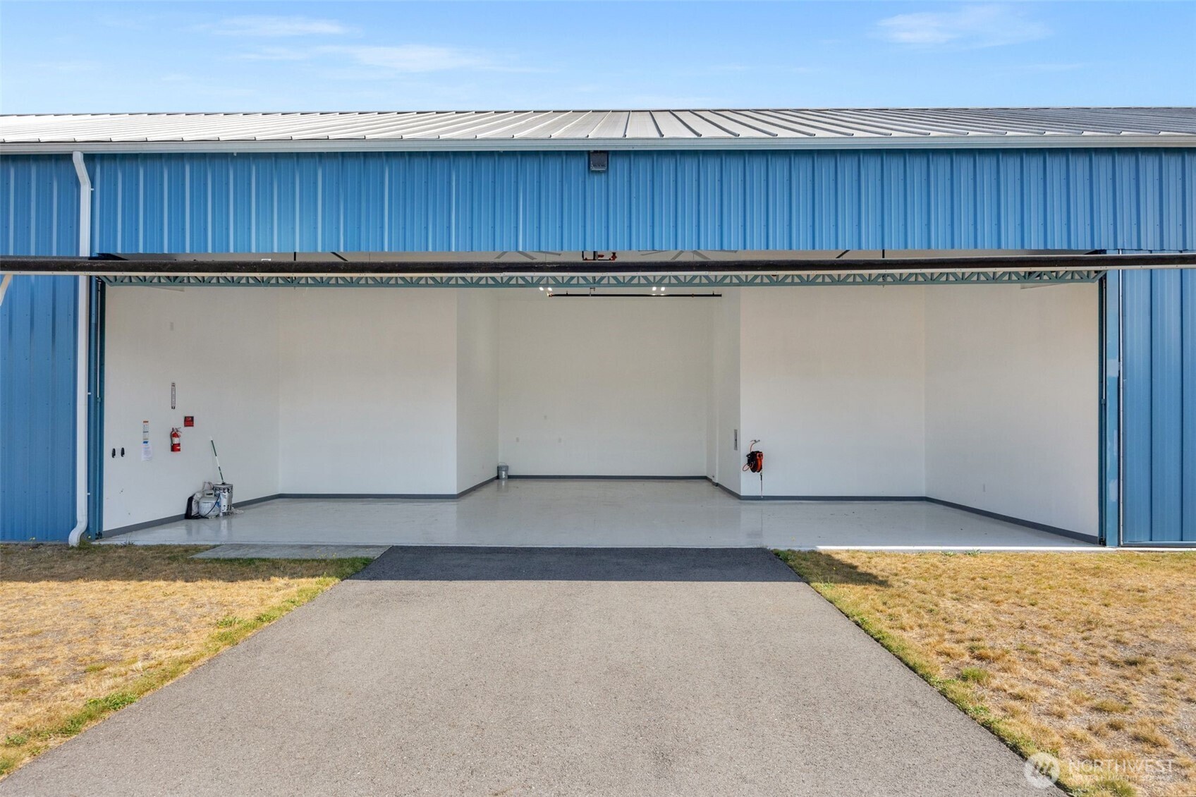 4701 Airport Blvd #16 — photo