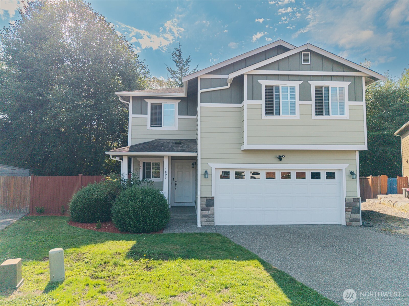 1827 Billie Court — photo