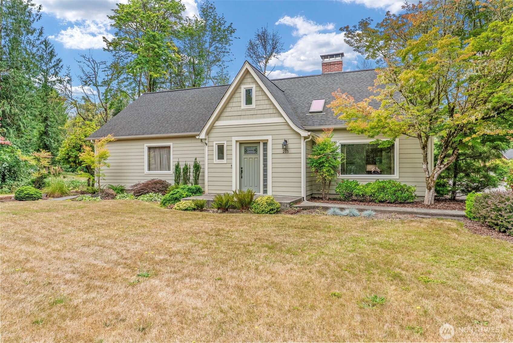 215 Walnut Acres Road — photo