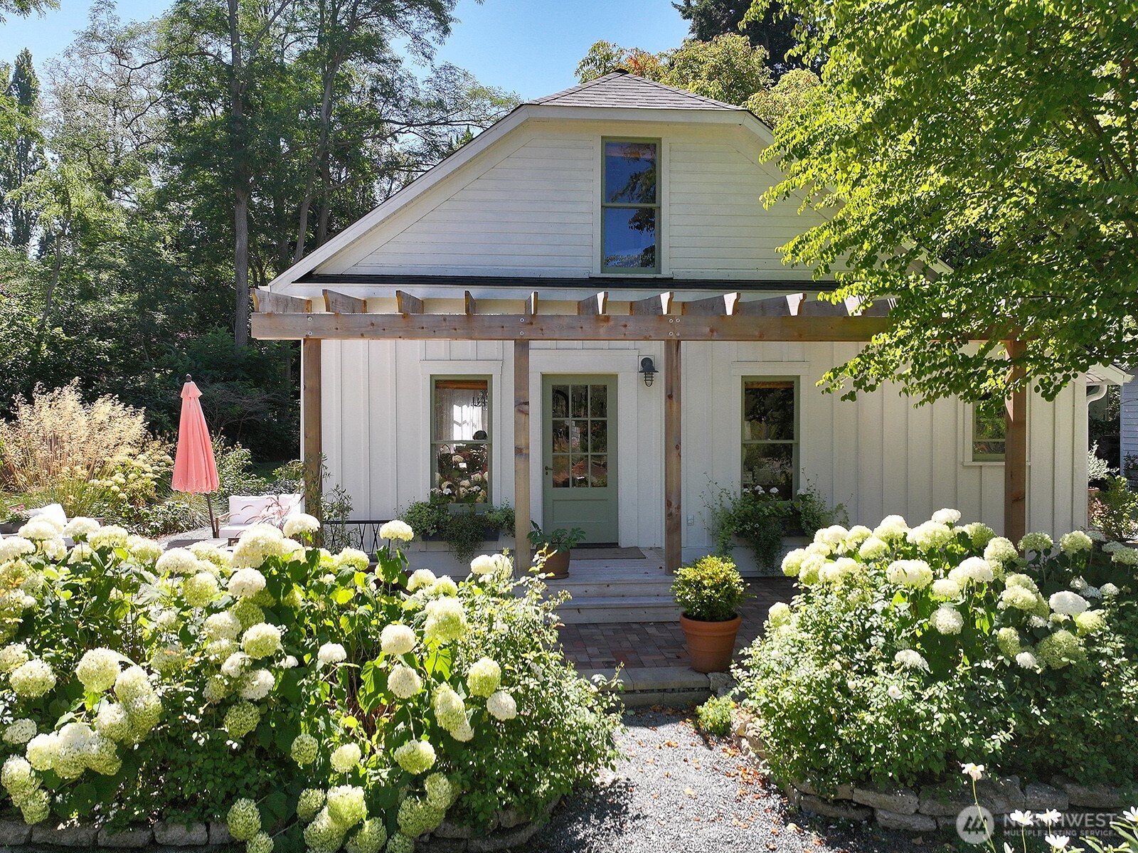 847 Saratoga Road — photo