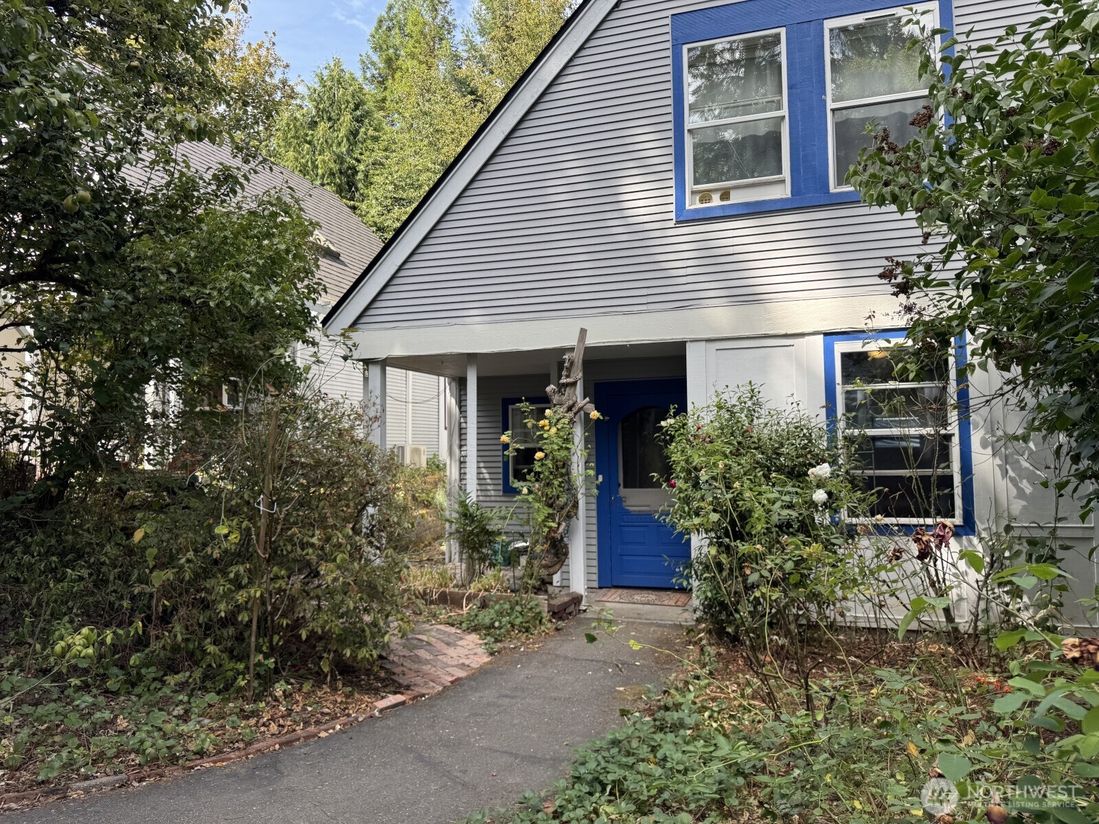 353 Wallace Way NE #7 — photo