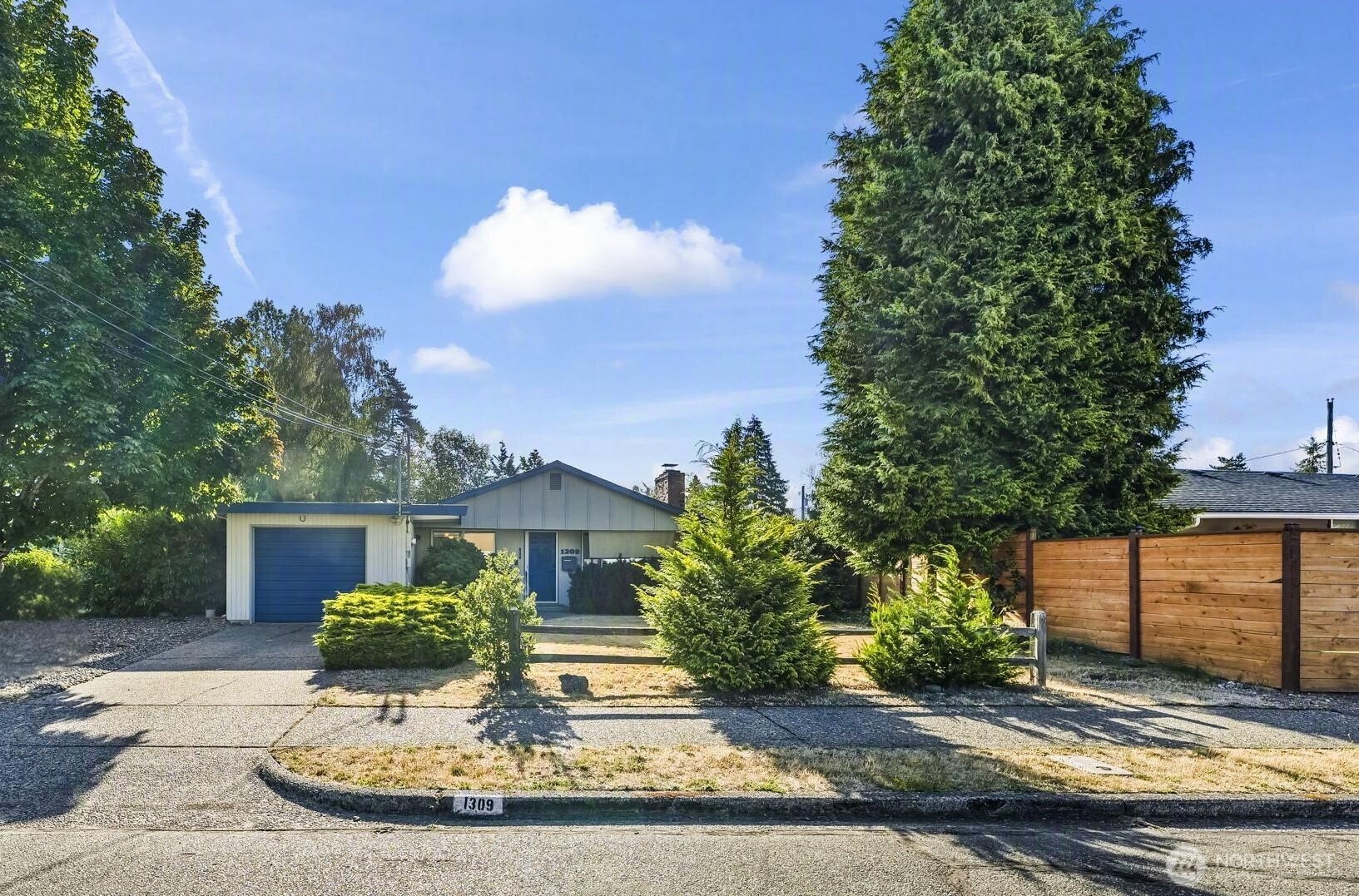 1309 Lenore Drive — photo