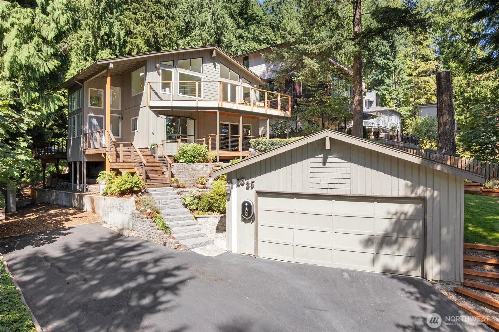 2035 West Lake Sammamish Parkway SE — photo