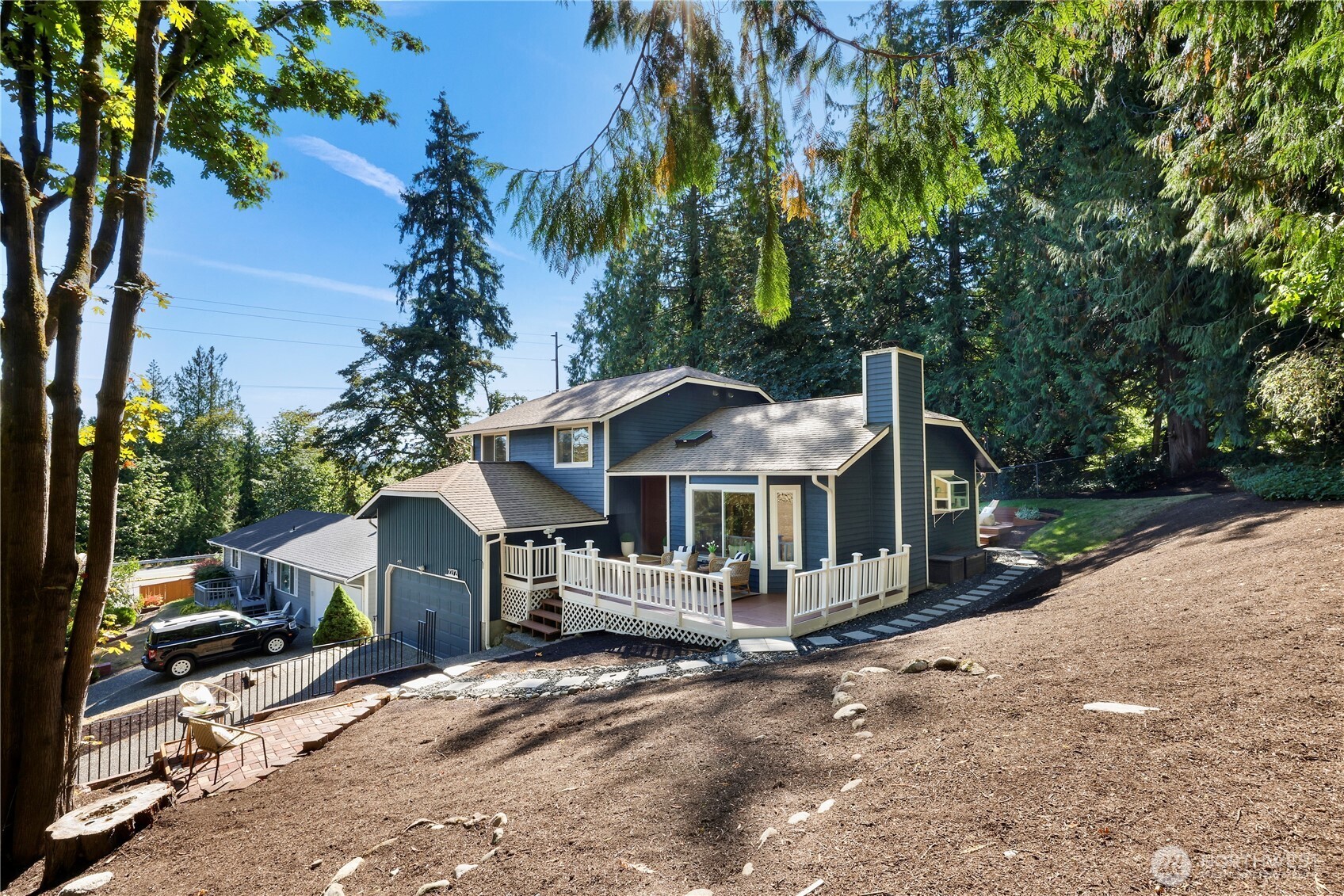 22721 NE 12th Place — photo