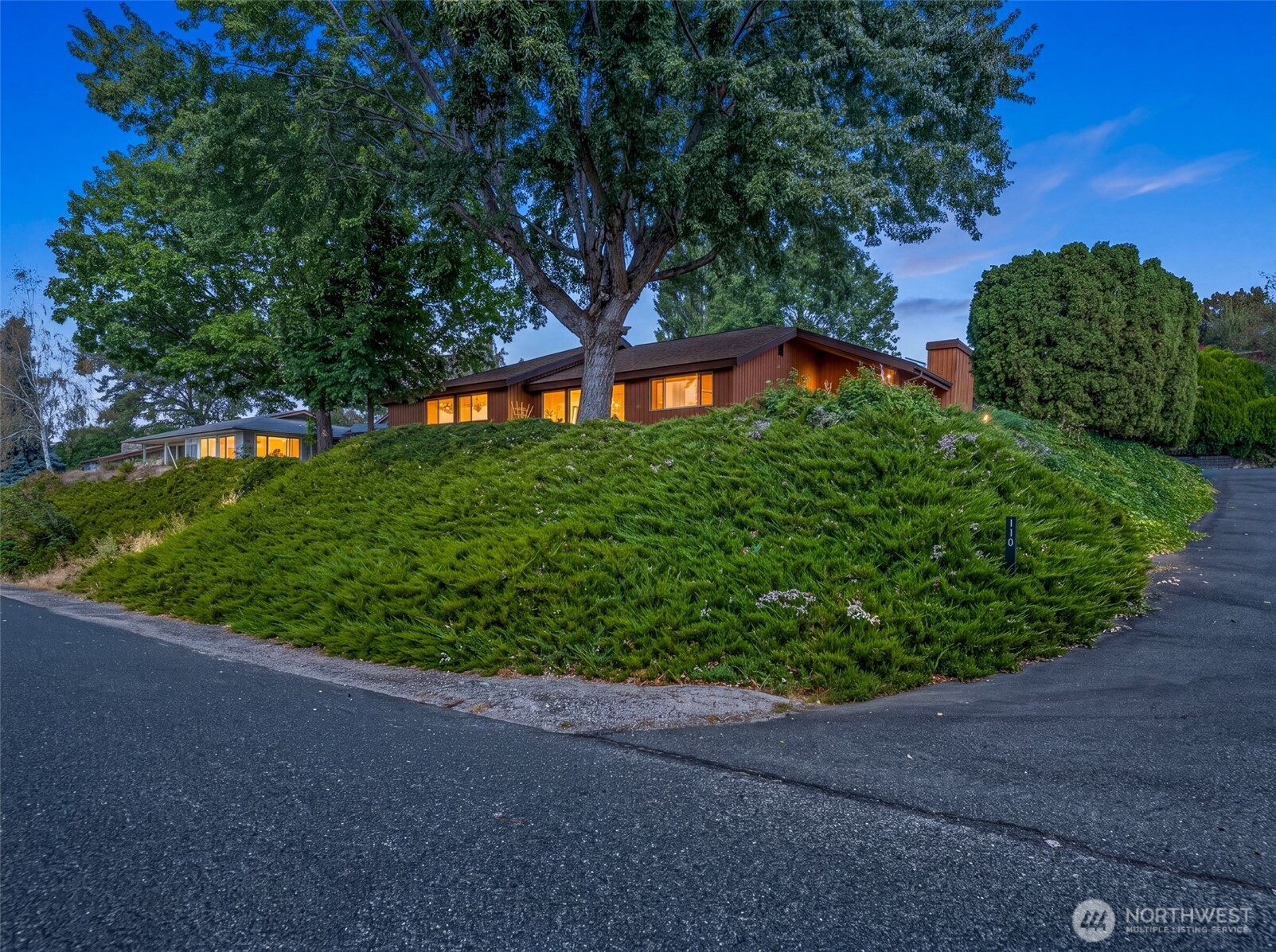 110 View Ridge Circle, Wenatchee, WA 98801