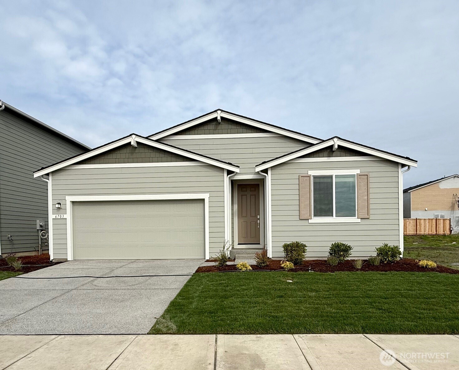 6703 285th Place NW — photo