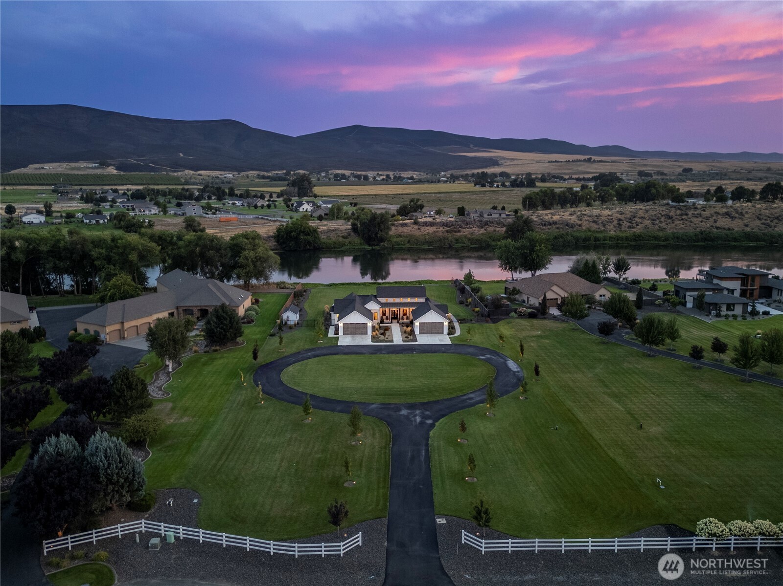 175407 Rivers Edge Drive, Prosser, WA 99350 — photo 3