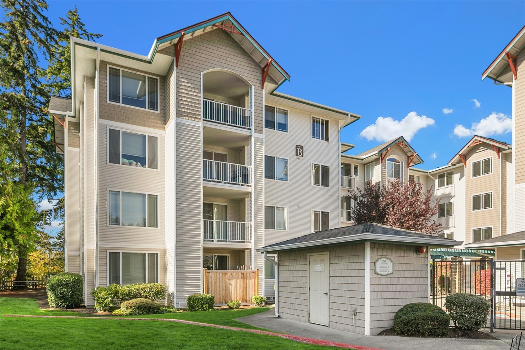 13301 SE 79th Place #B409 — photo