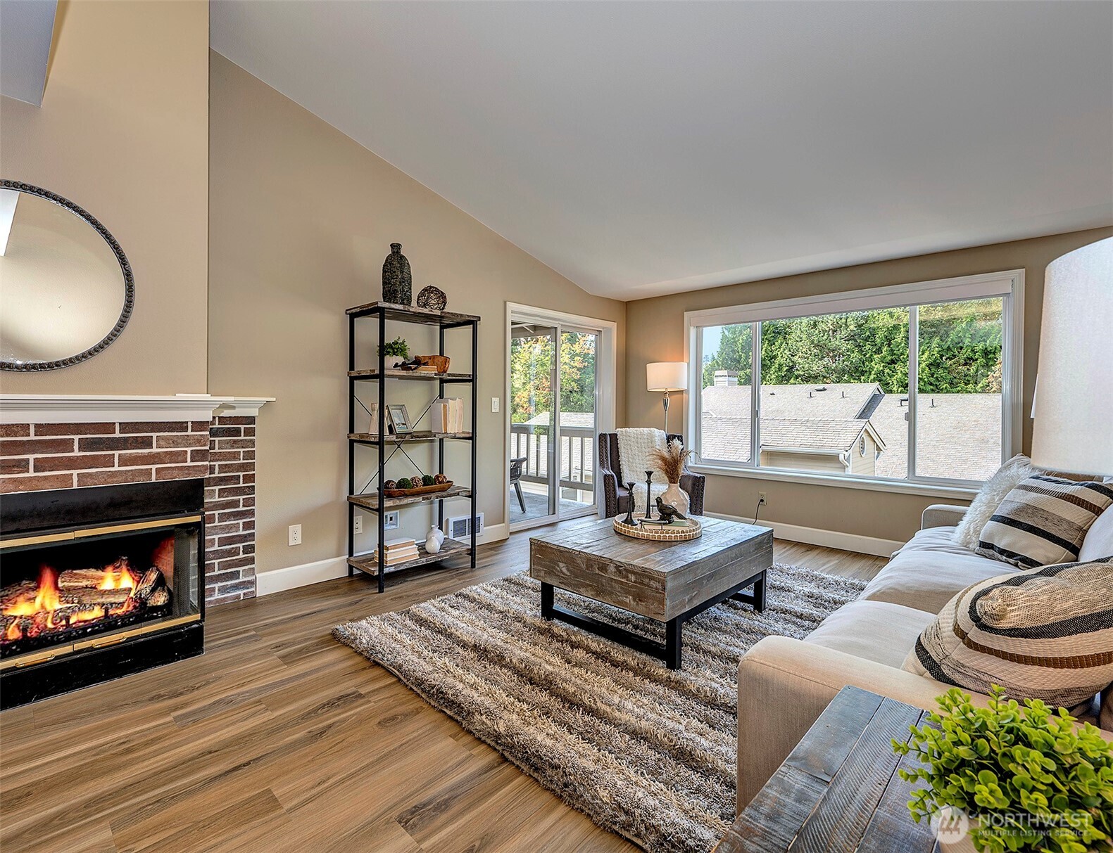 432 3rd Avenue S #B203 — photo