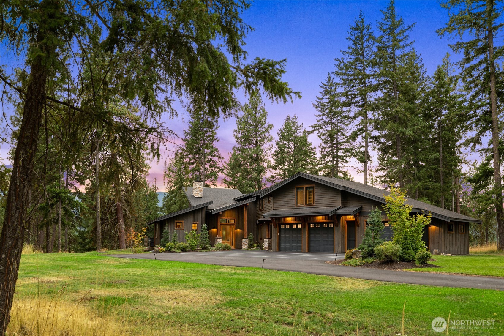 891 Kokanee Loop — photo