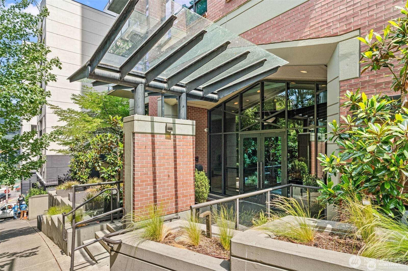 1420 Terry Avenue #201 — photo
