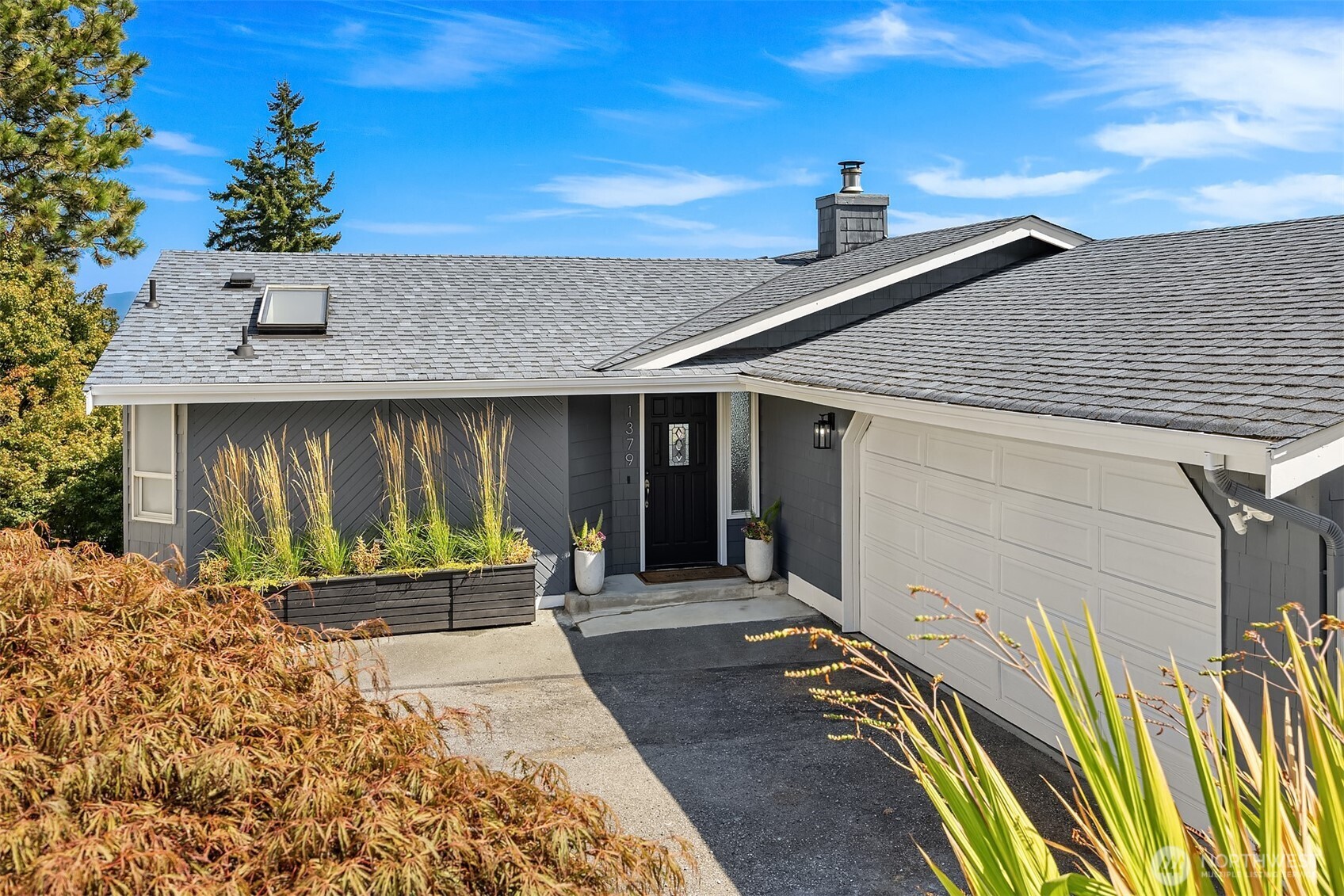 1379 SE Camano Drive — photo