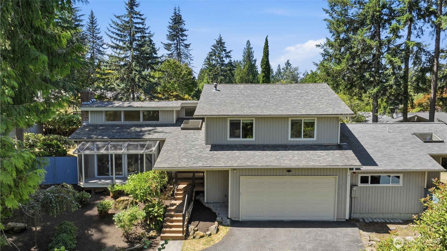 2209 W Lake Sammamish Parkway NE — photo