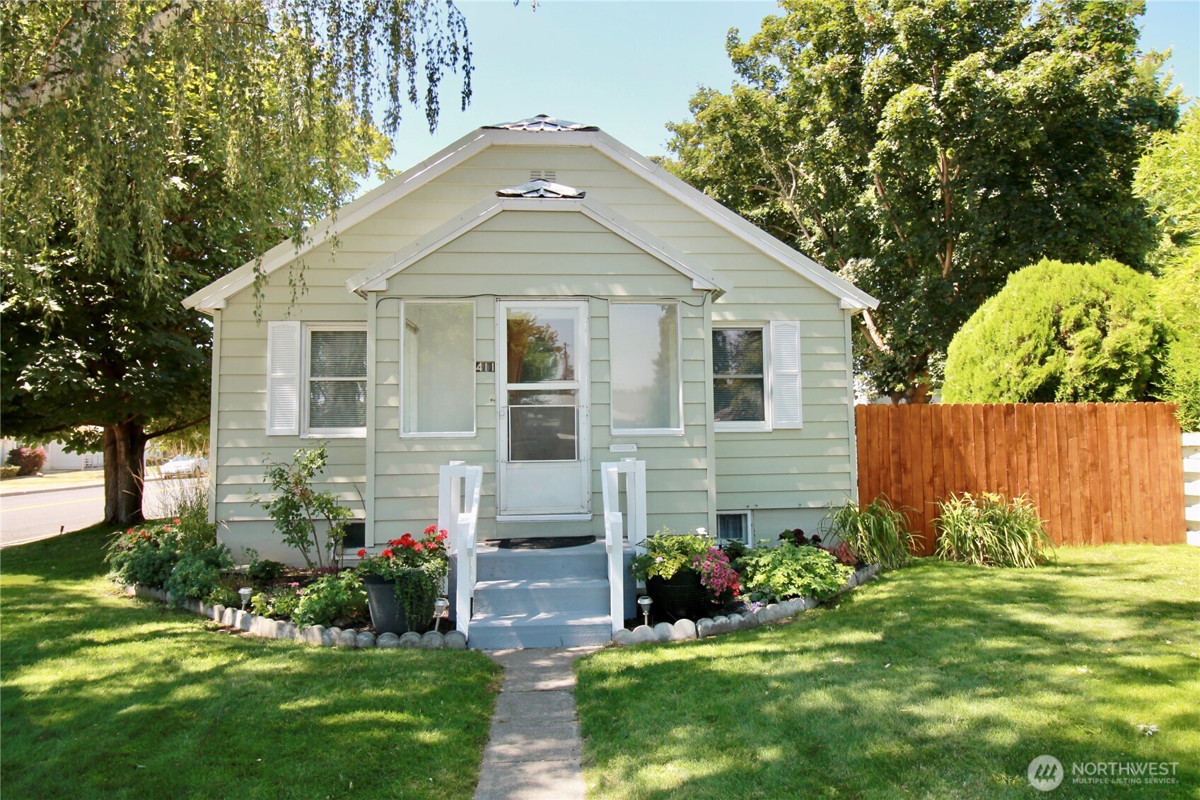 411 S Sprague Street — photo
