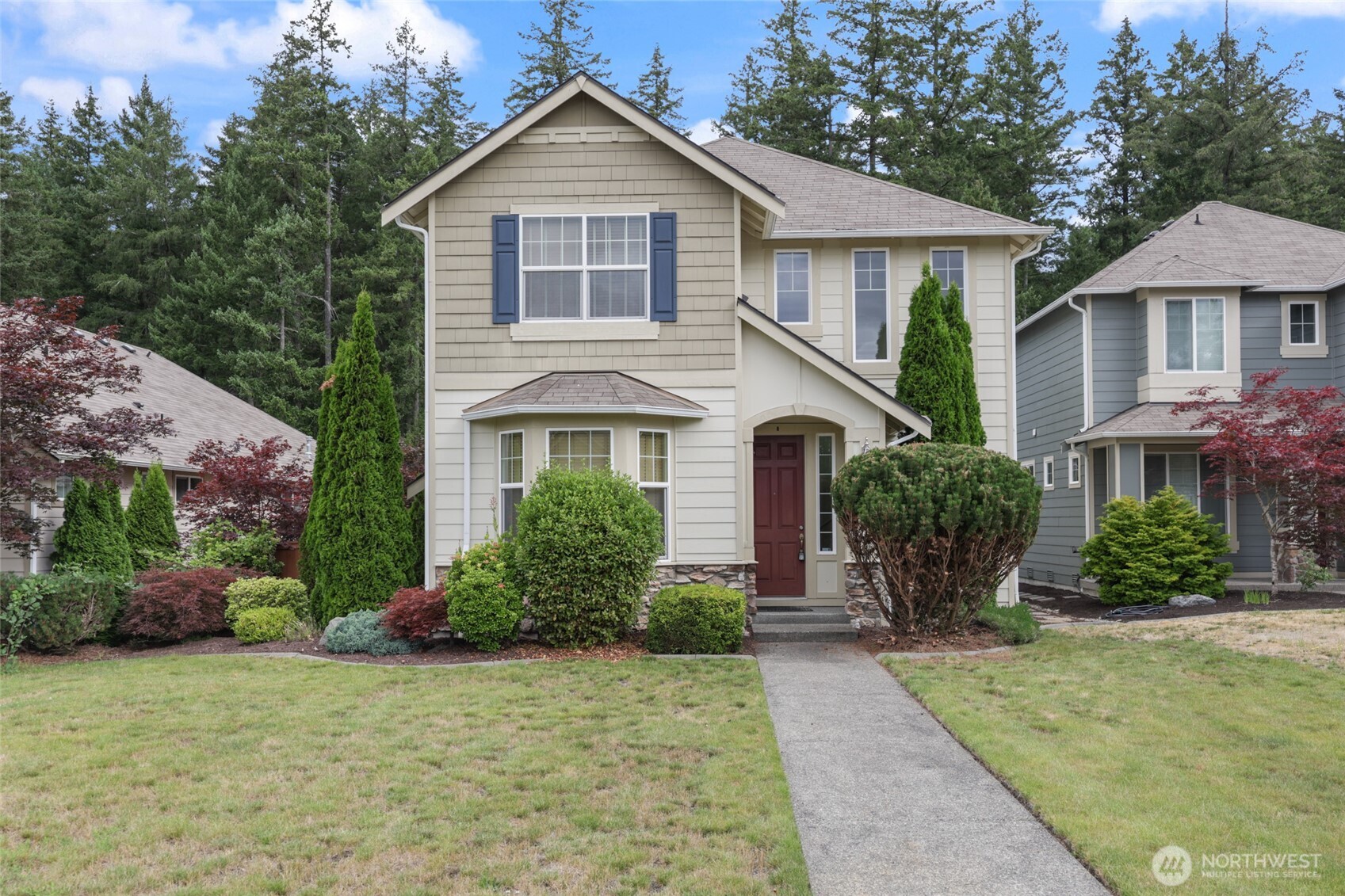 9212 Campus Glen Drive NE — photo