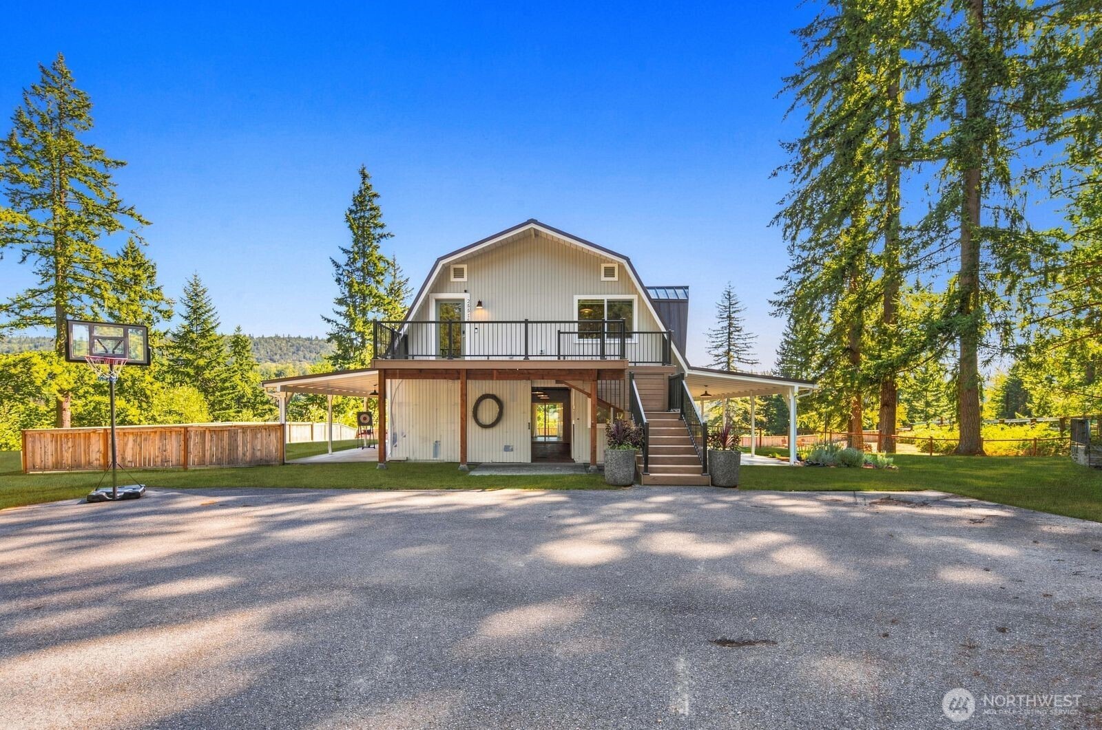 25515 SE Issaquah-Fall City Road — photo