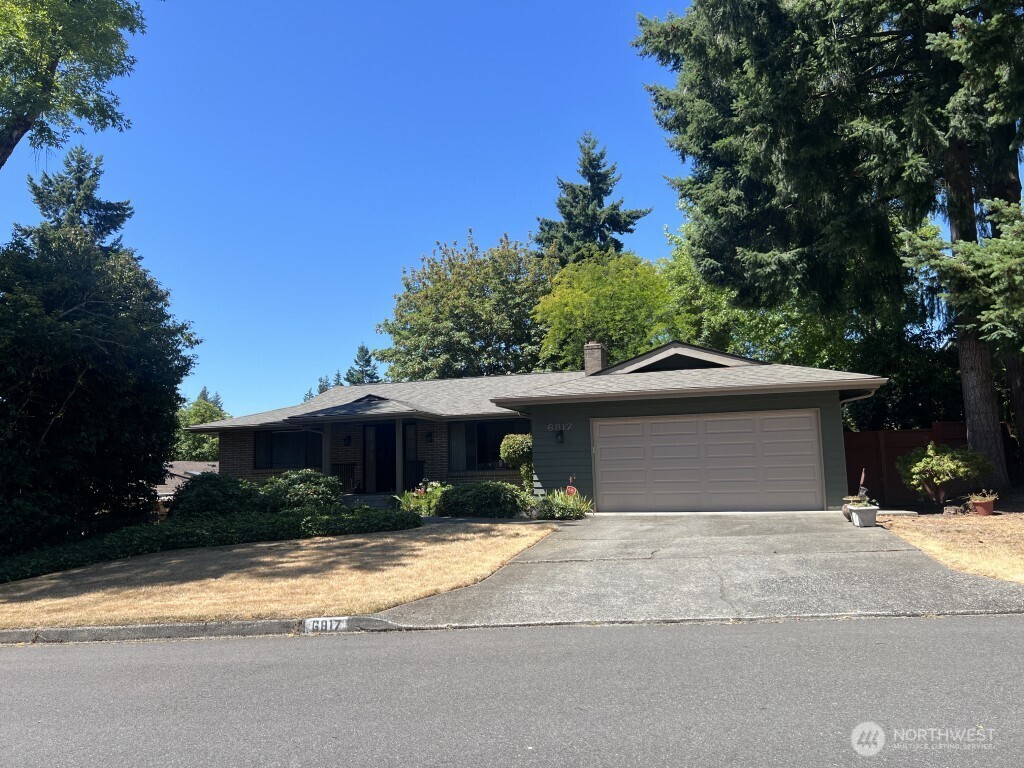 6817 129th Place SE — photo
