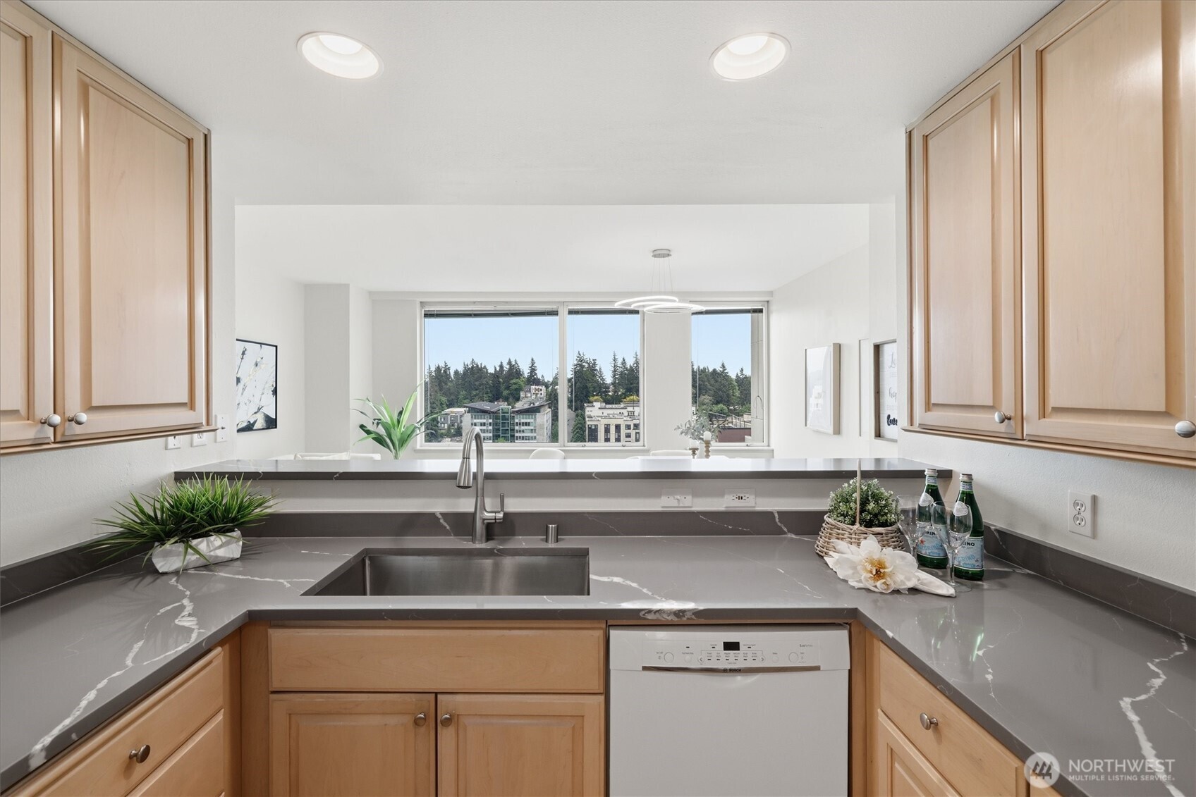 177 107th Ave NE #1204 — photo