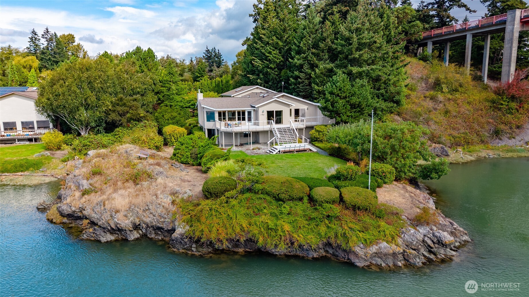 100 Samish Place — photo