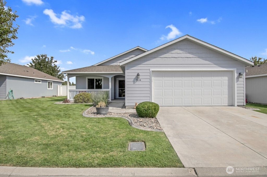 1534 Larkspur Drive — photo