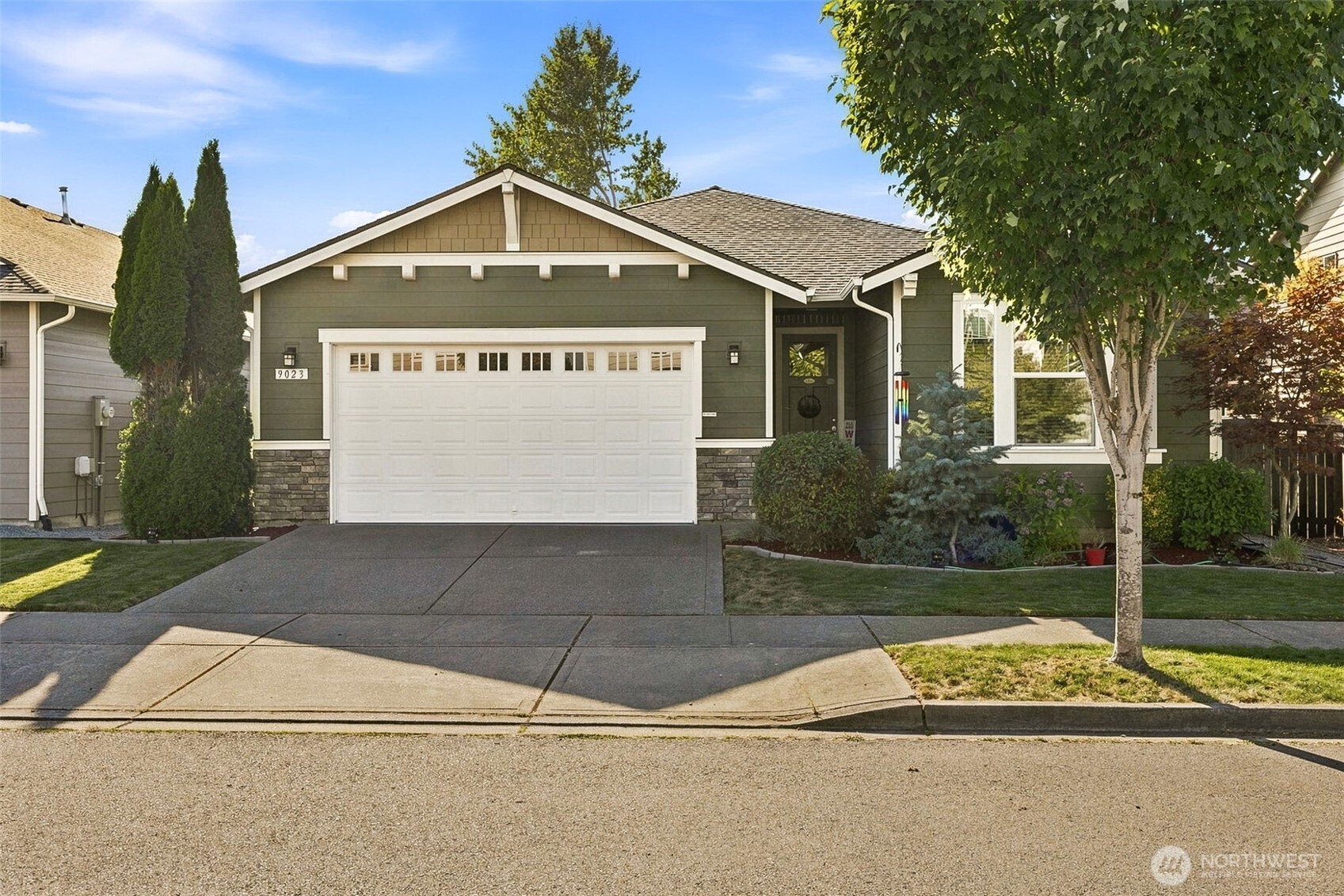 9023 Silverspot Drive SE — photo