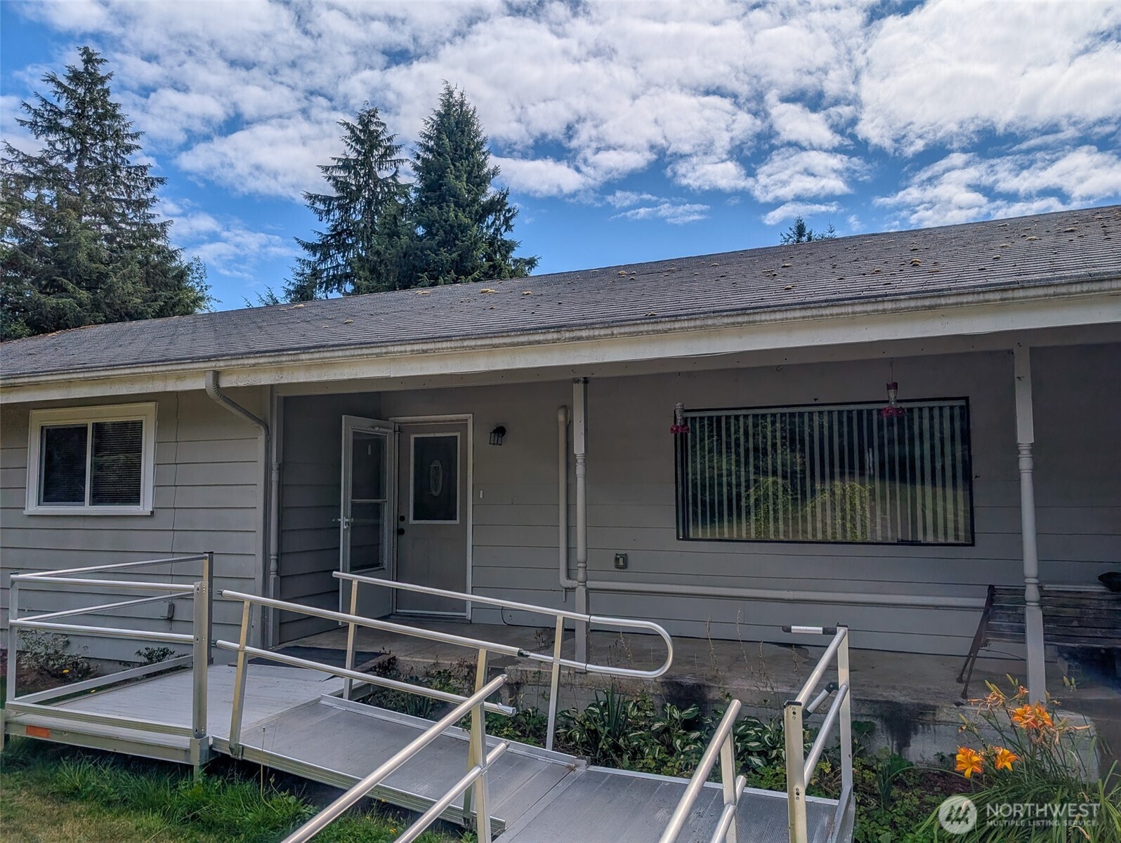 10270 State Route 101 — photo