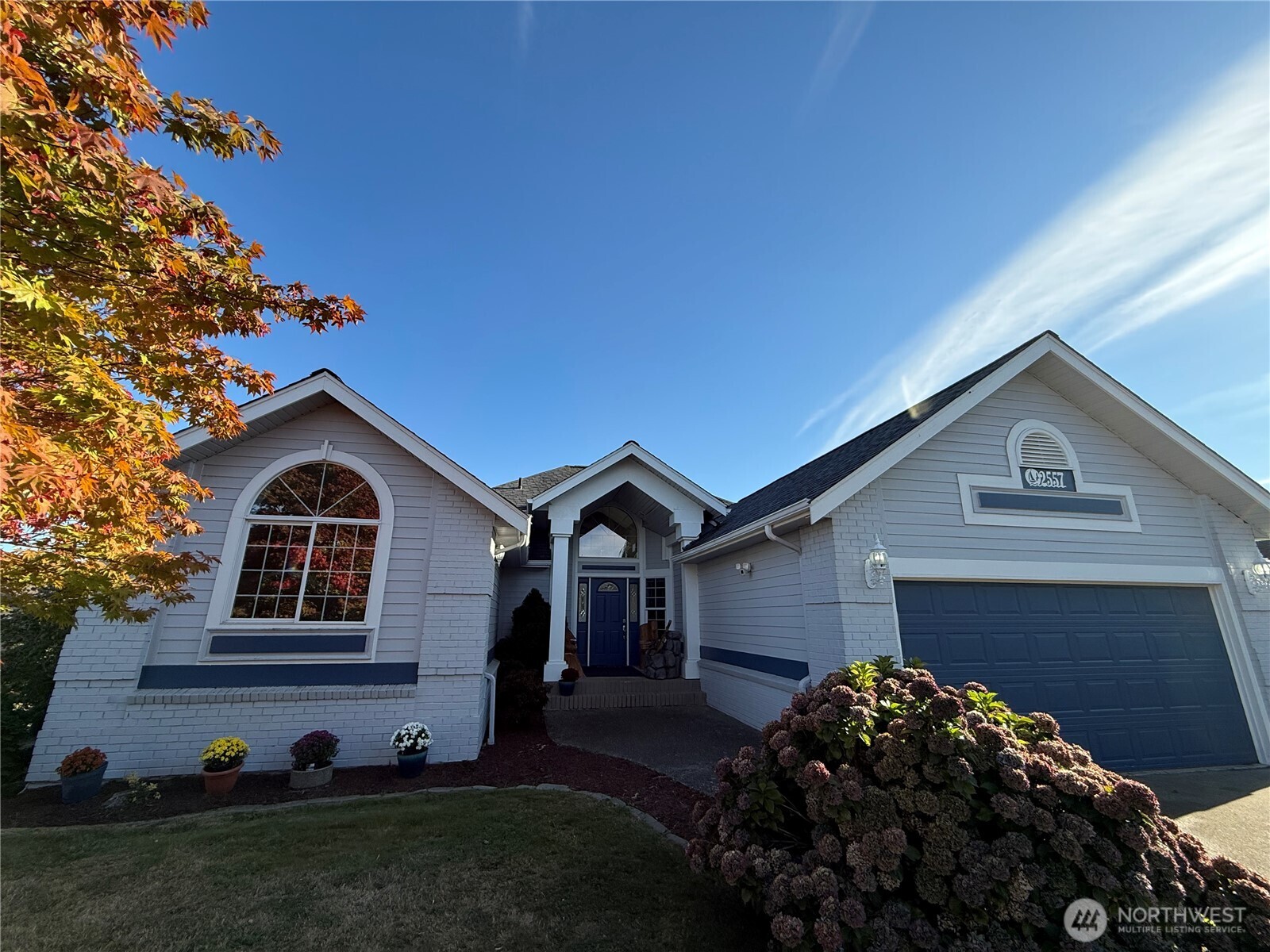 2557 Lakeridge Drive — photo