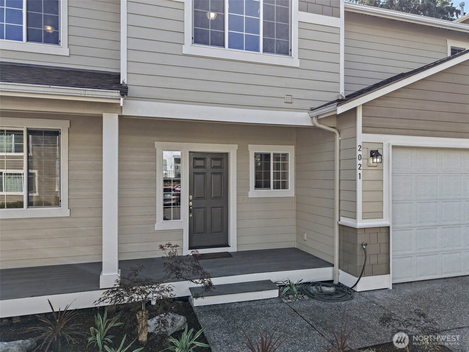 2021 NE 25th Place, Renton, WA 98056 — photo 2