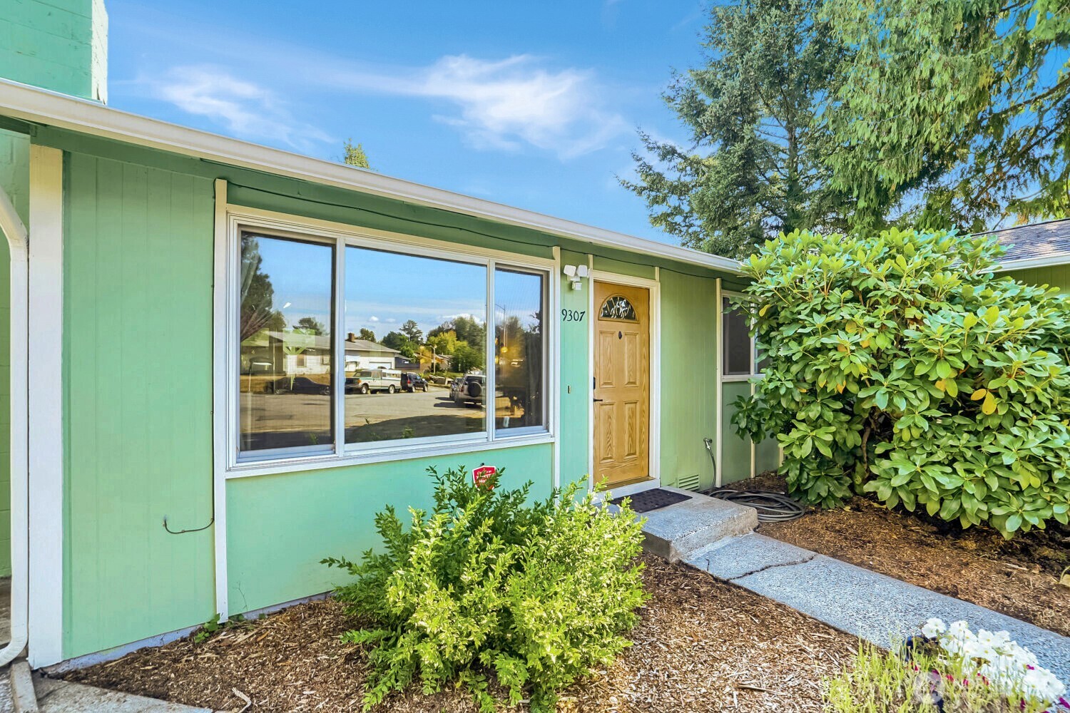 9307 3rd Place SE, Everett, WA 98208 — photo 2