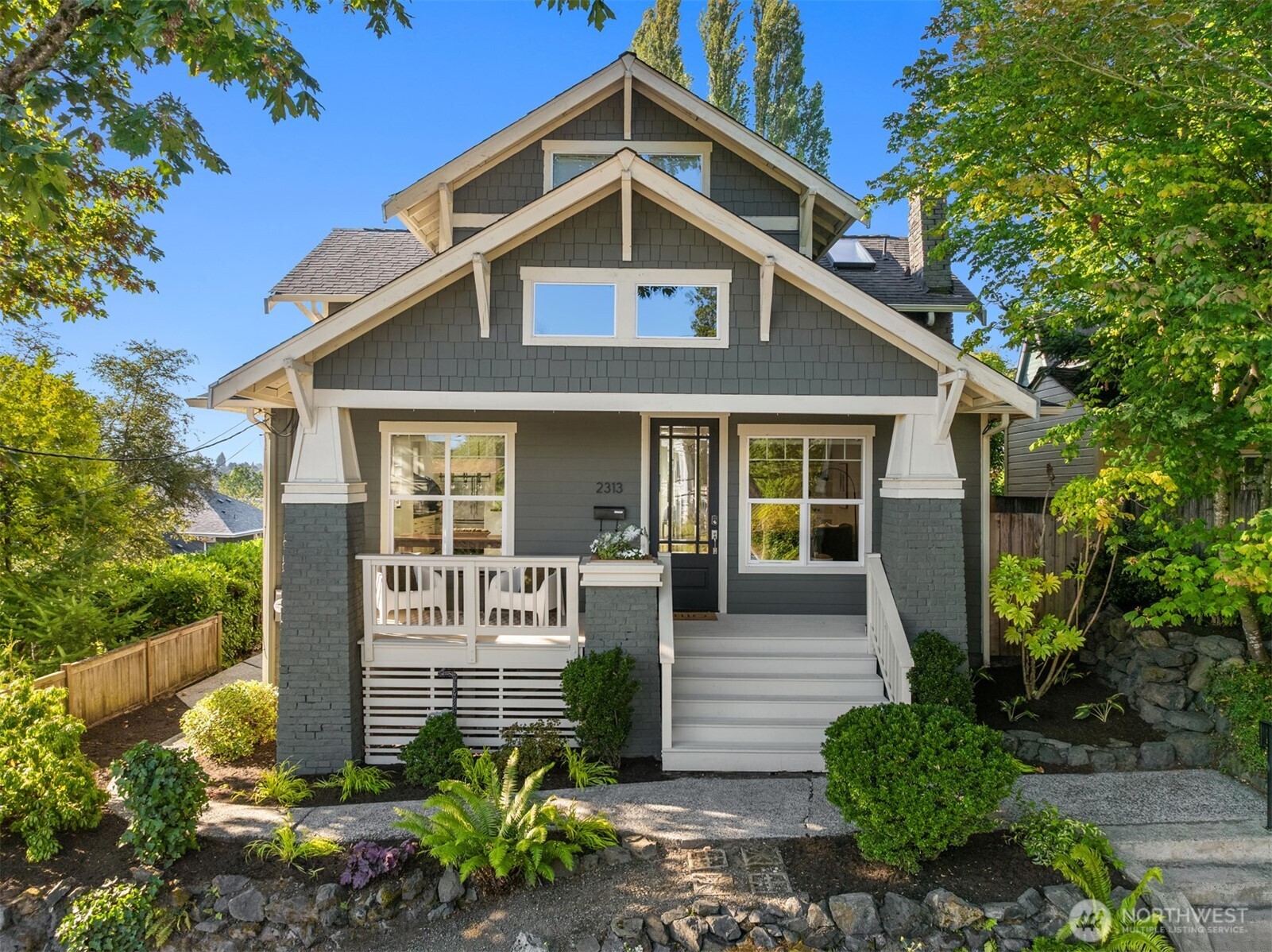 2313 E Mercer Street — photo