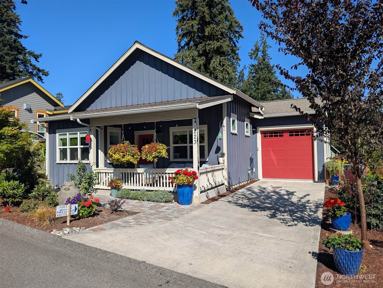223 Clover Court — photo