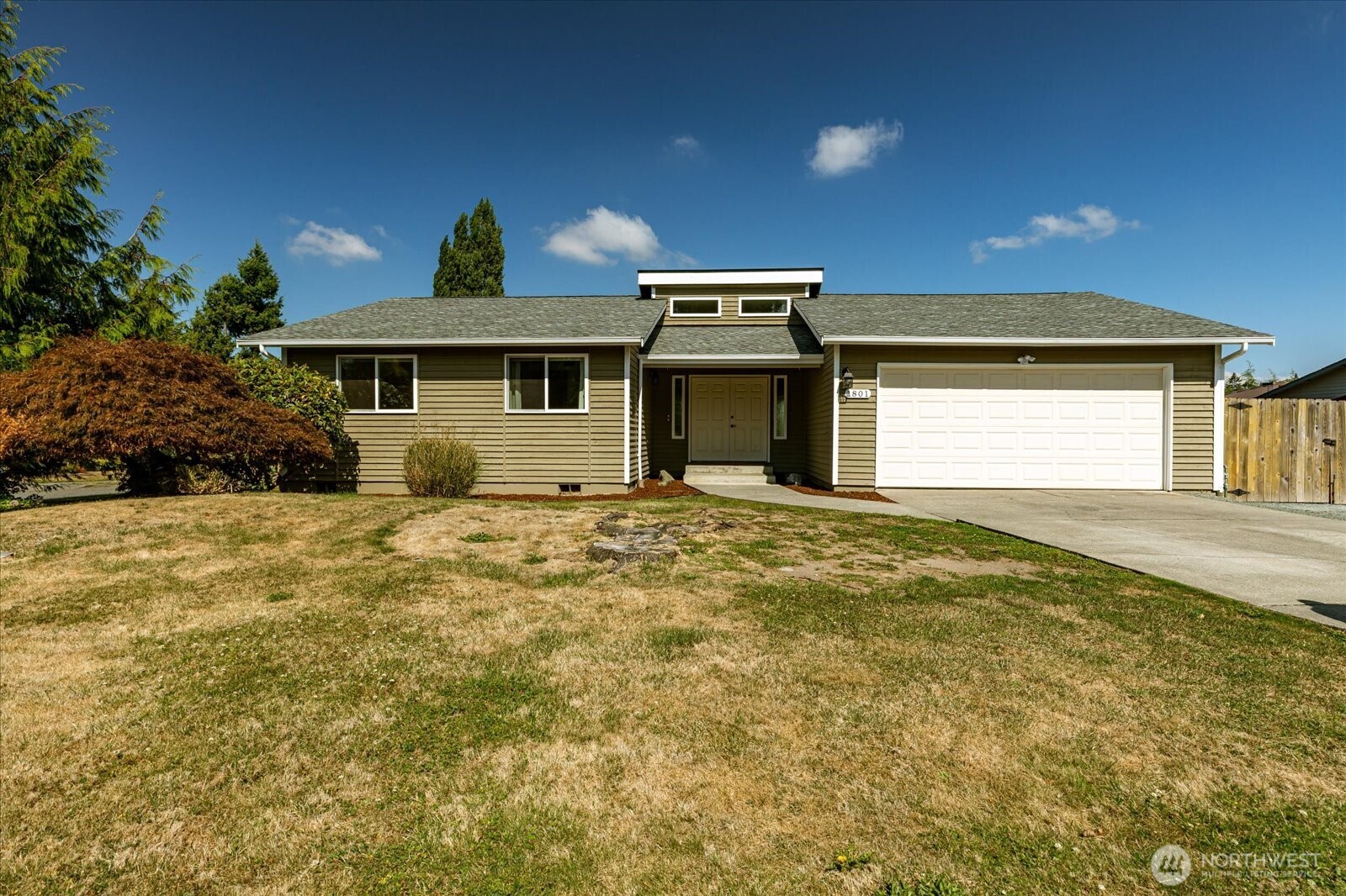 1801 Sandalwood Street — photo
