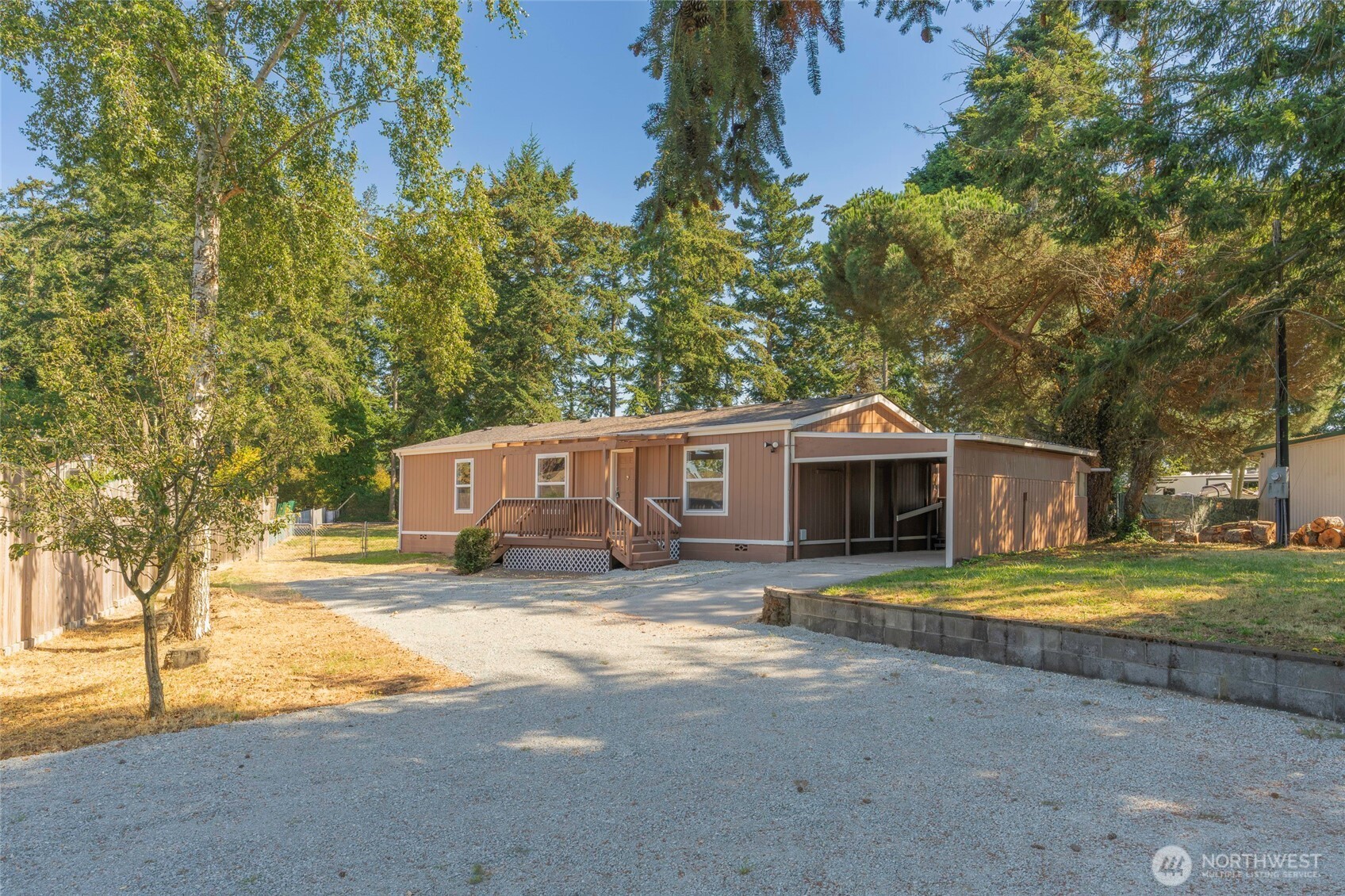 1004 Diane Avenue — photo