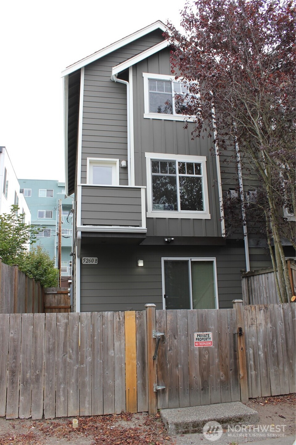 5260 Brooklyn Avenue NE #B — photo