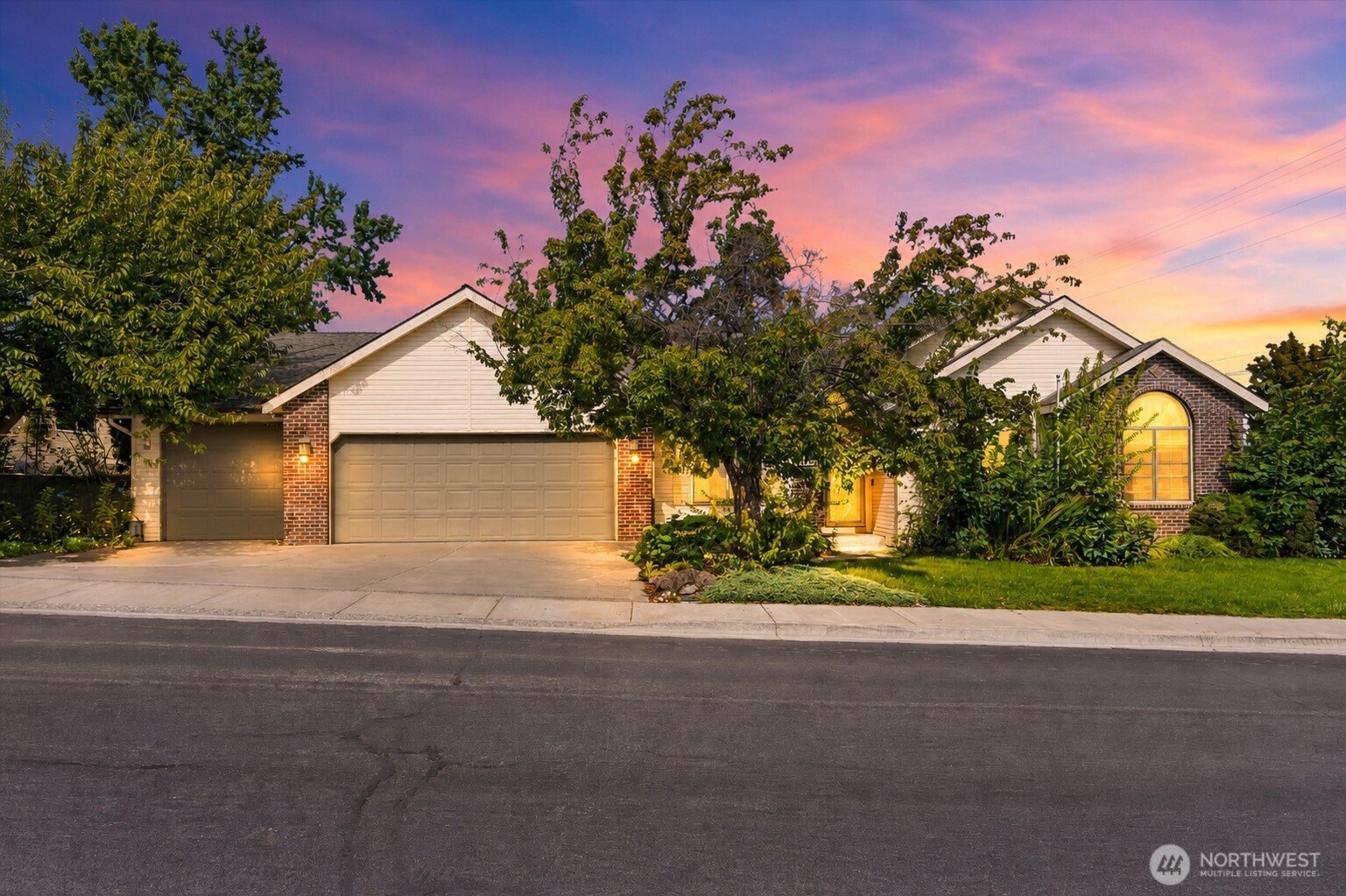 102 View Meadows Court — photo