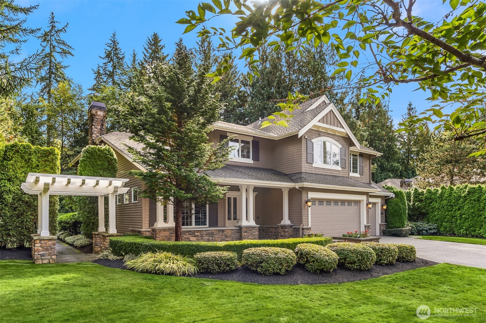 13102 Trail Heights Court NE — photo