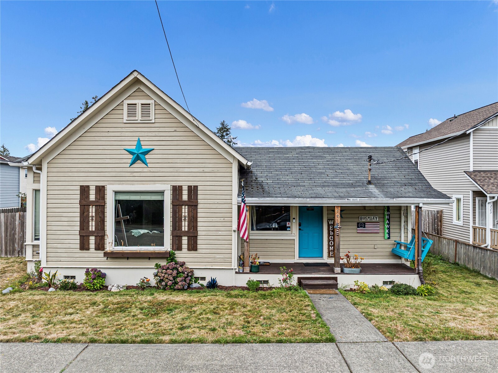 227 S Cedar Street — photo