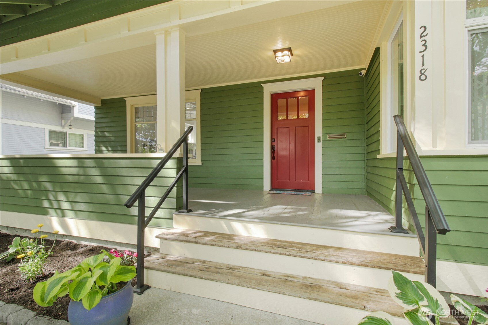 2318 Baker Avenue, Everett, WA 98201 — photo 2