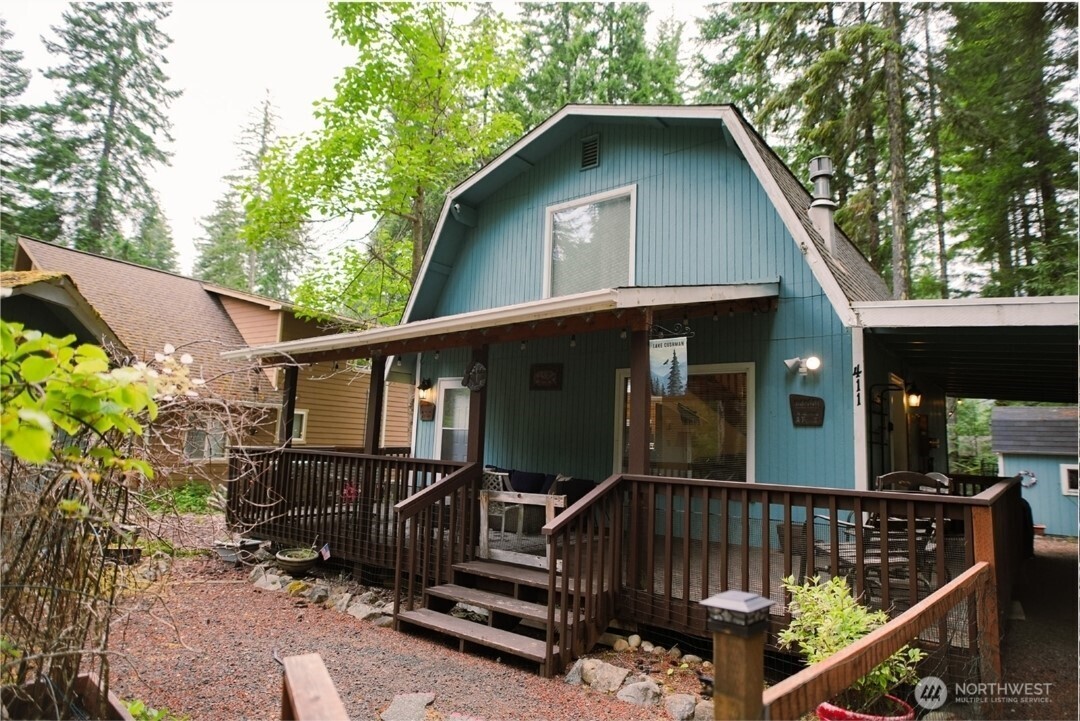 411 N Mt Seattle Way — photo
