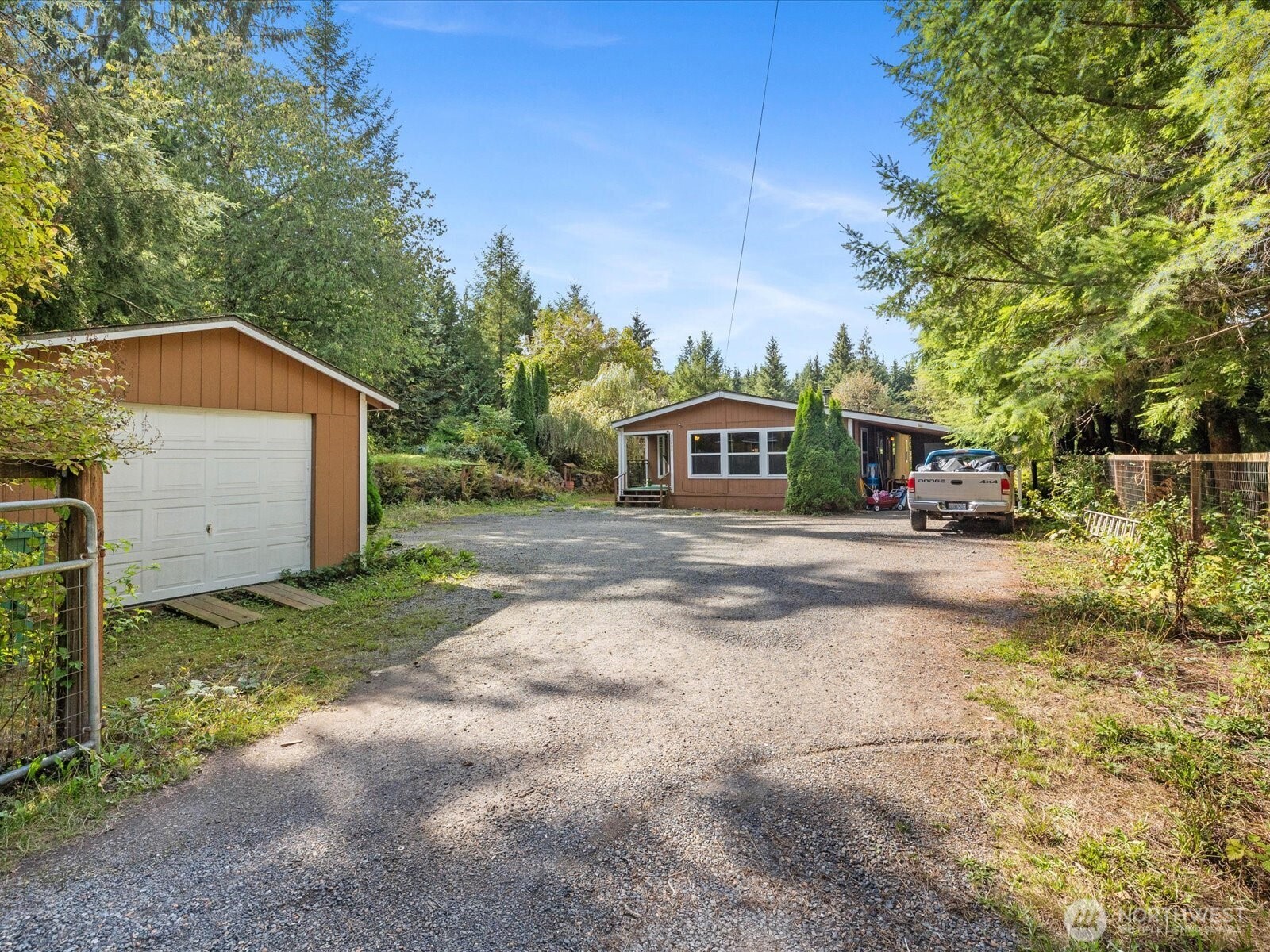 13408 River Road — photo