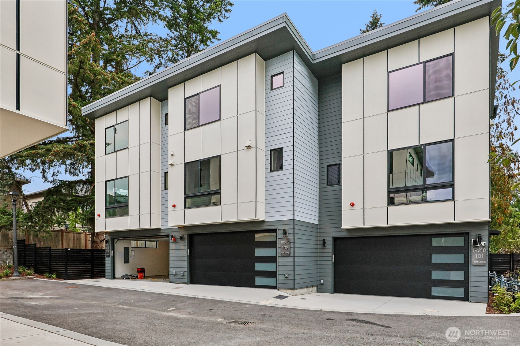 19218 77th Court NE #102 — photo