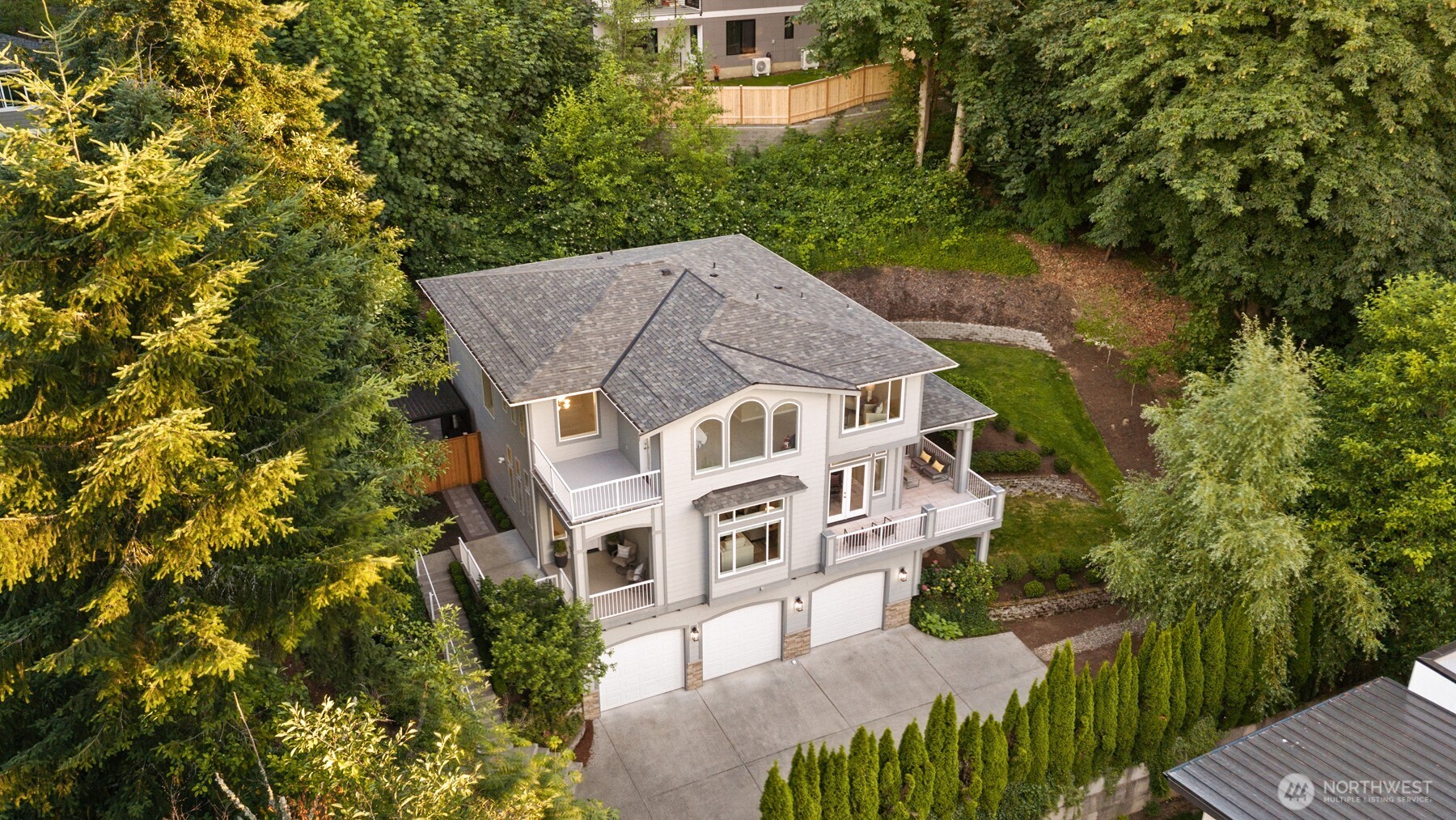 16125 SE 44th Way — photo