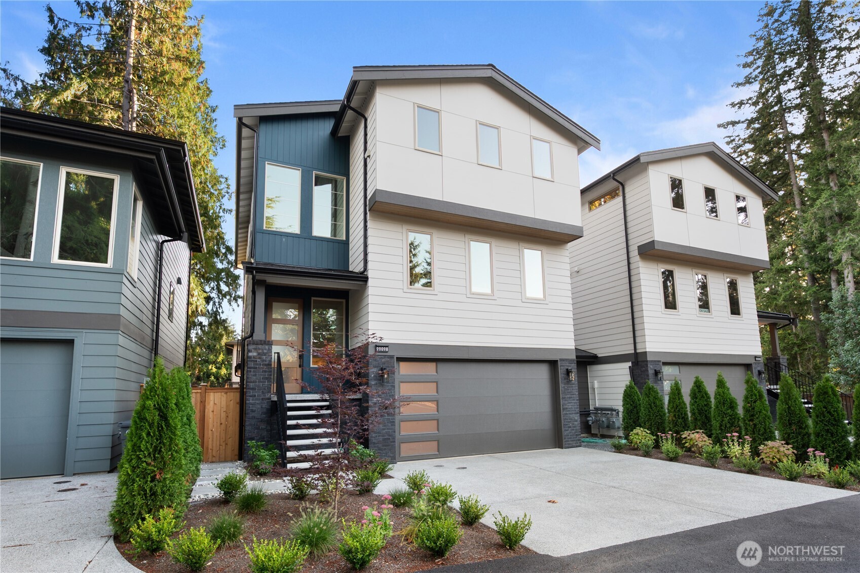 9909 Unit B NE 200th — photo